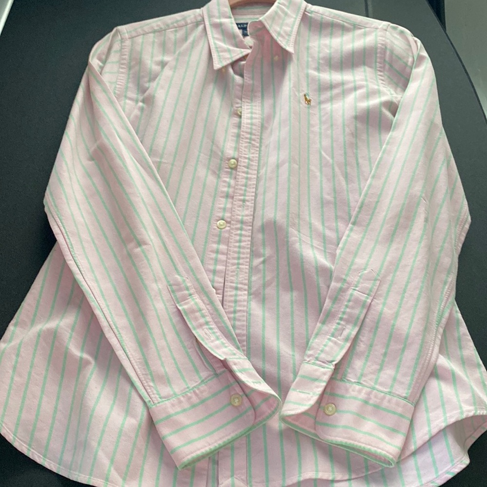 Women’s business shirt